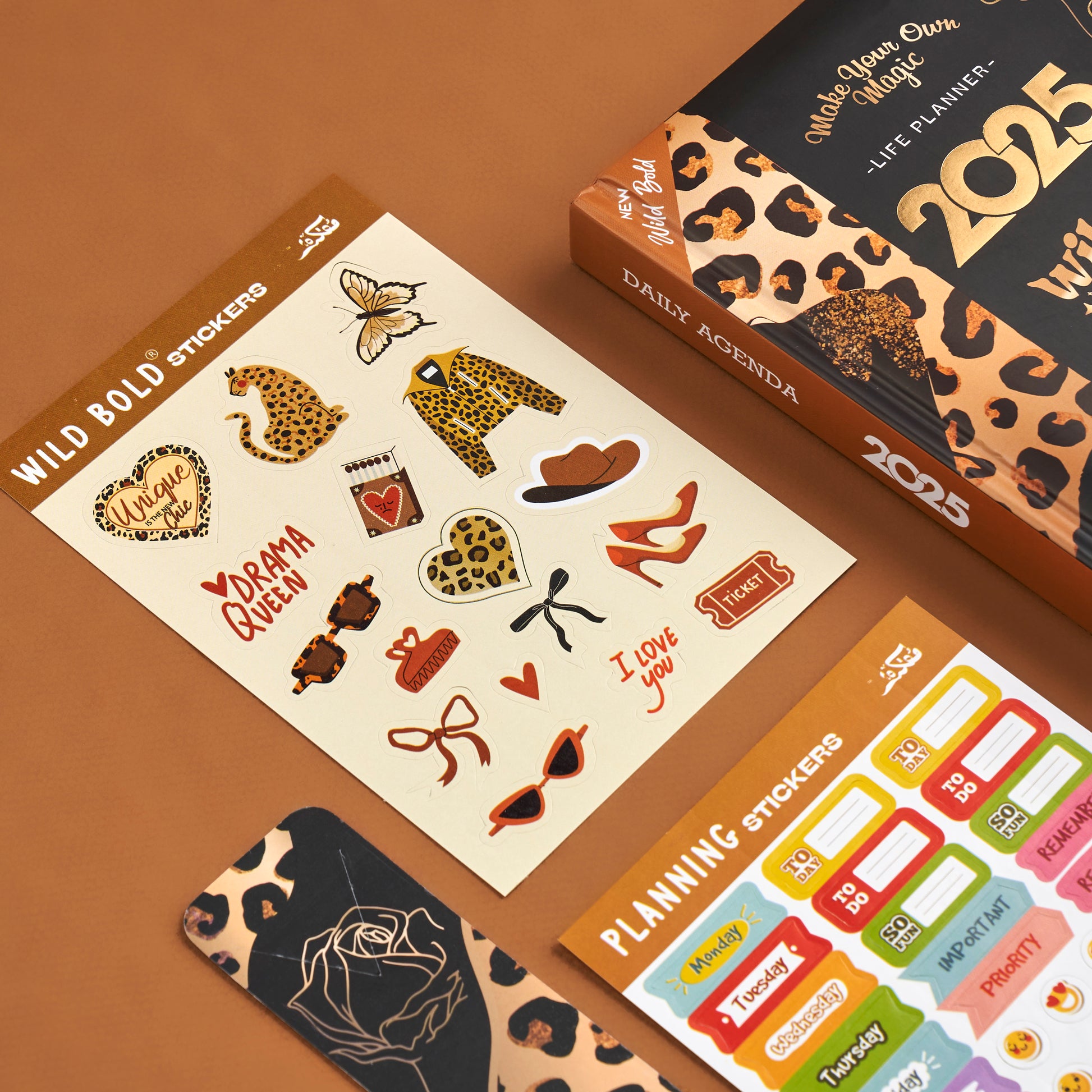 Mofkera | مفكرة | Wild Bold | 2025 Agenda Gift Box Mofkera | مفكرة | Wild Bold | 2025 Agenda Gift Box