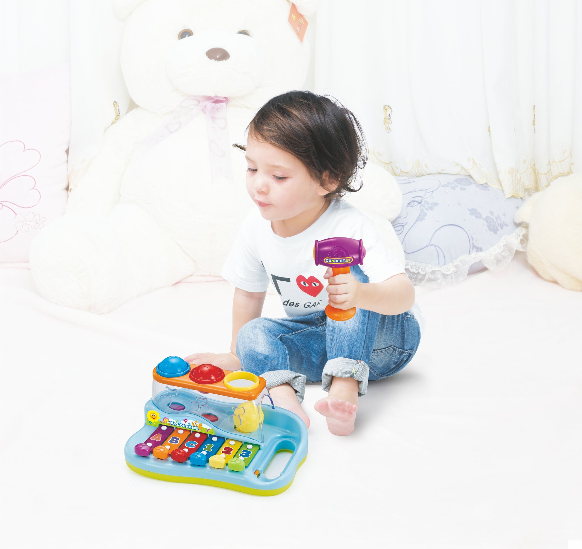 HOLA - Pop & Play Music Center HOLA - Pop & Play Music Center
