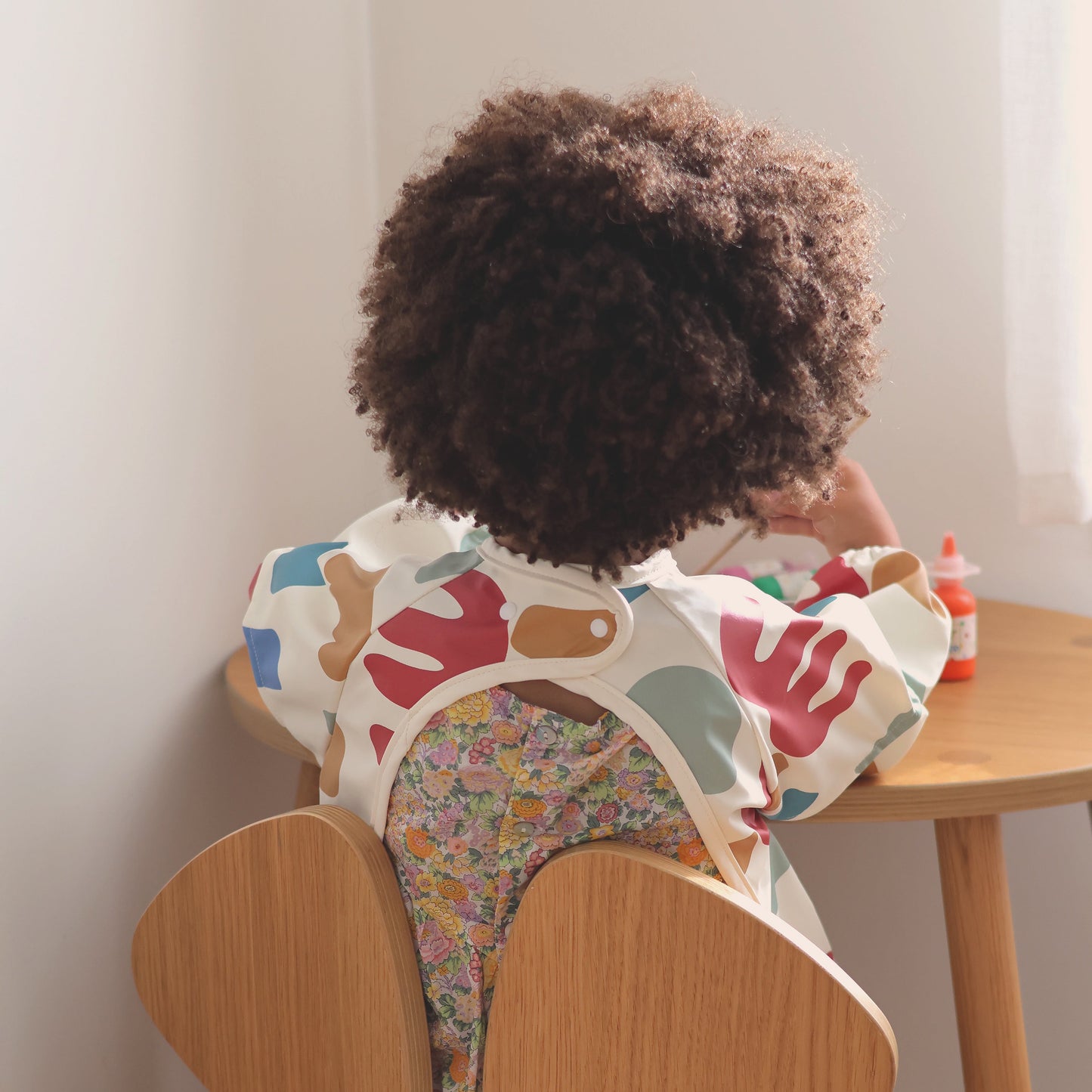 بيابا - مريلة 2 في 1 بأكمام قابلة للإزالة | مرحة