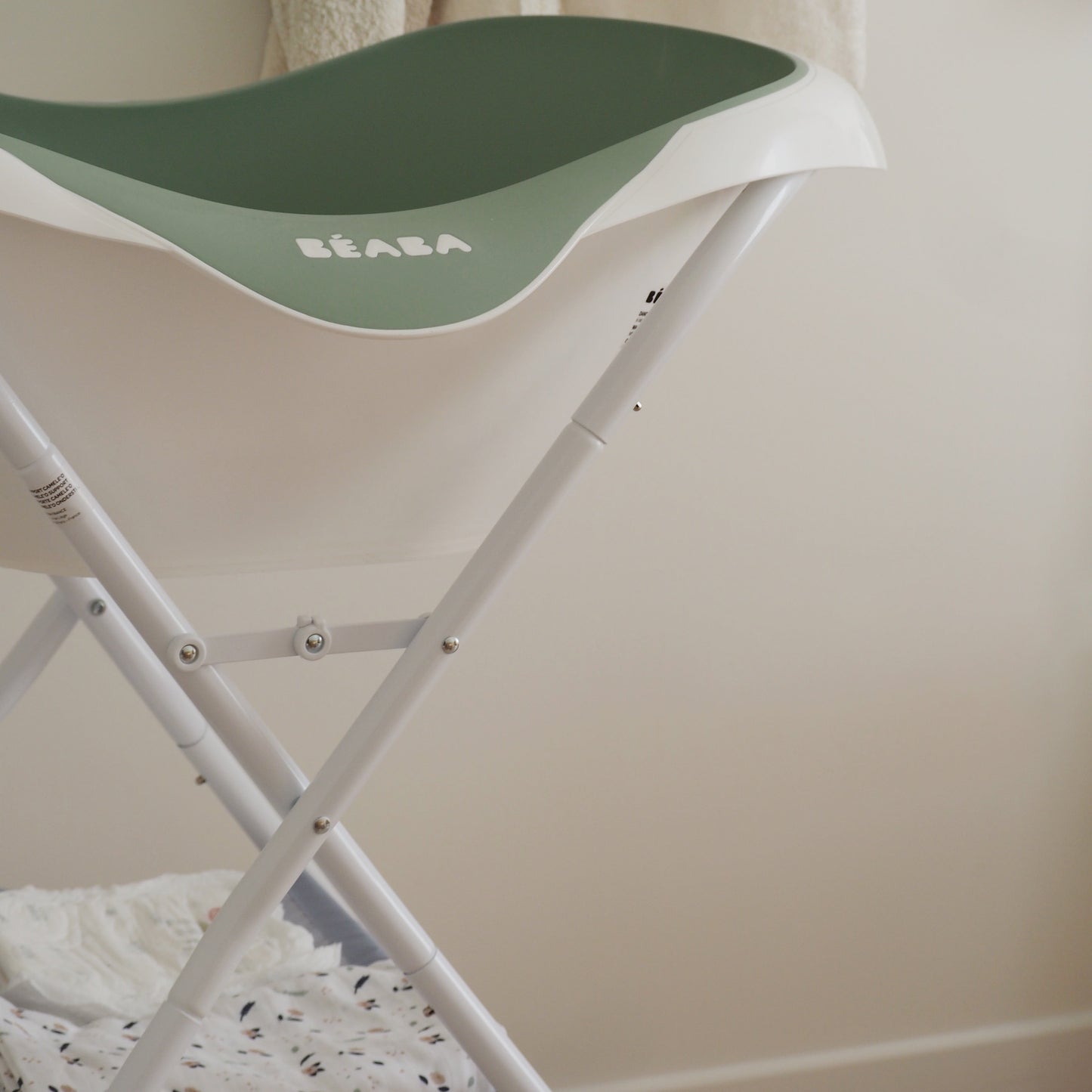 Beaba - Baby Bath Tub Camele’O | Sage Green