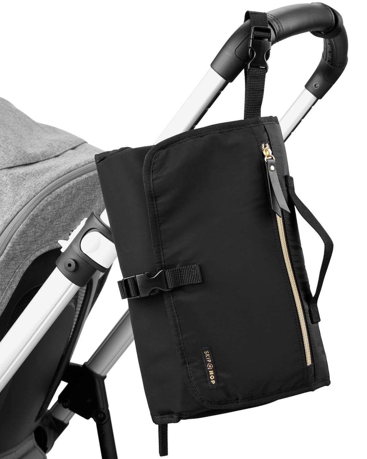 Skip Hop Envi Luxe Pronto® Signature Changing Station - Eco Black Skip Hop Envi Luxe Pronto® Signature Changing Station - Eco Black