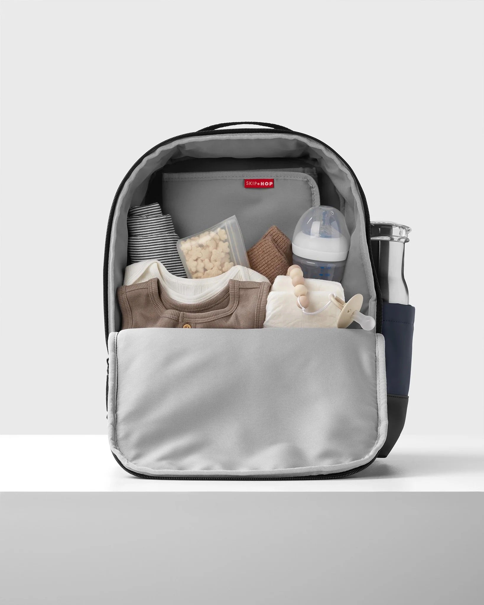 Skip Hop - Flex Diaper Bag Backpack - Navy Skip Hop - Flex Diaper Bag Backpack - Navy