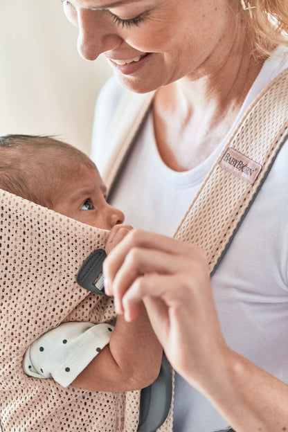 BabyBjörn - Baby Carrier Mini | 3D Mesh | Pearly Pink