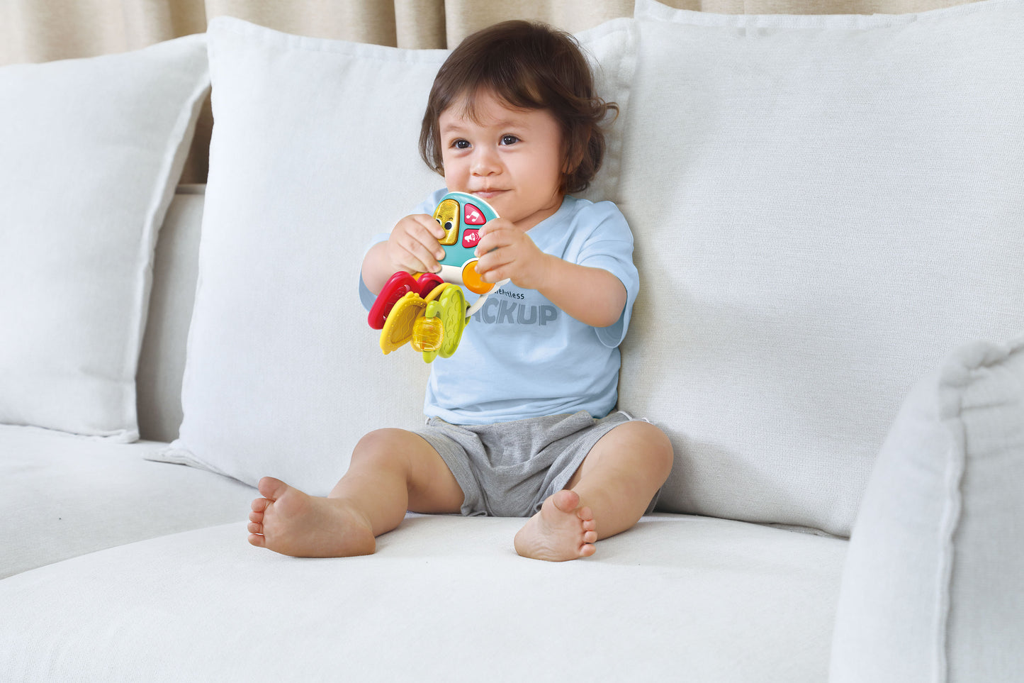 HOLA - Musical Car Keychain Rattle Teether