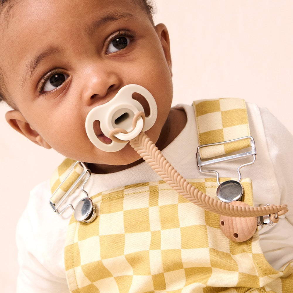 Tommee Tippee - Baby Ultralight StayPut Silicone Pacifier | Yellow & Blue | 6-18m | 2 Pack