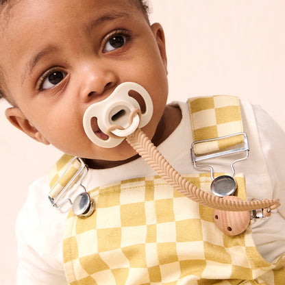 Tommee Tippee - Baby Ultralight StayPut Silicone Pacifier | Yellow & Blue | 6-18m | 2 Pack