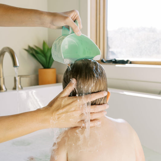 Dr. Brown's - Dino Pour Bath Shampoo Rinse Cup — BambiniJO Jordan