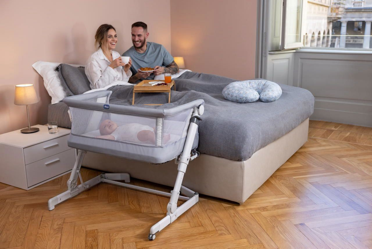 Chicco NEXT2ME Pop Up Co-sleeping Crib Grey Mist Chicco NEXT2ME Pop Up Co-sleeping Crib Grey Mist