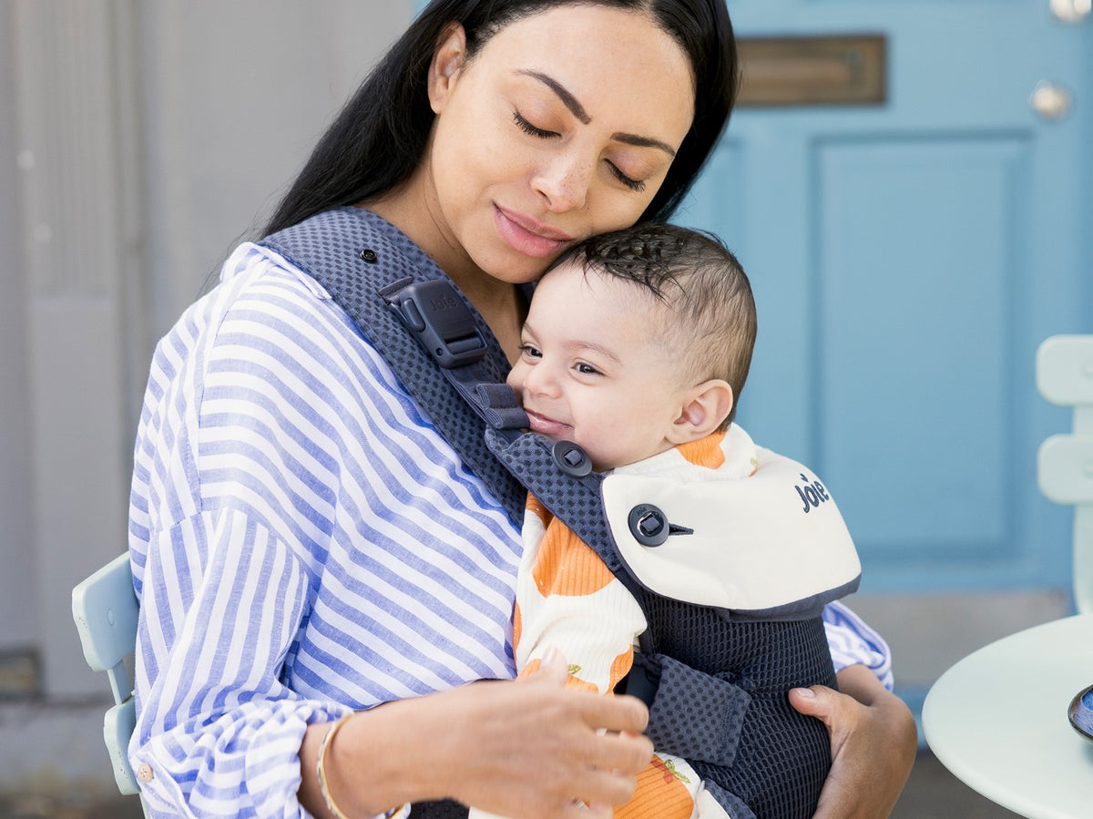 Joie - Savvy™ Lite Air Baby Carrier | Jet Joie - Savvy™ Lite Air Baby Carrier | Jet