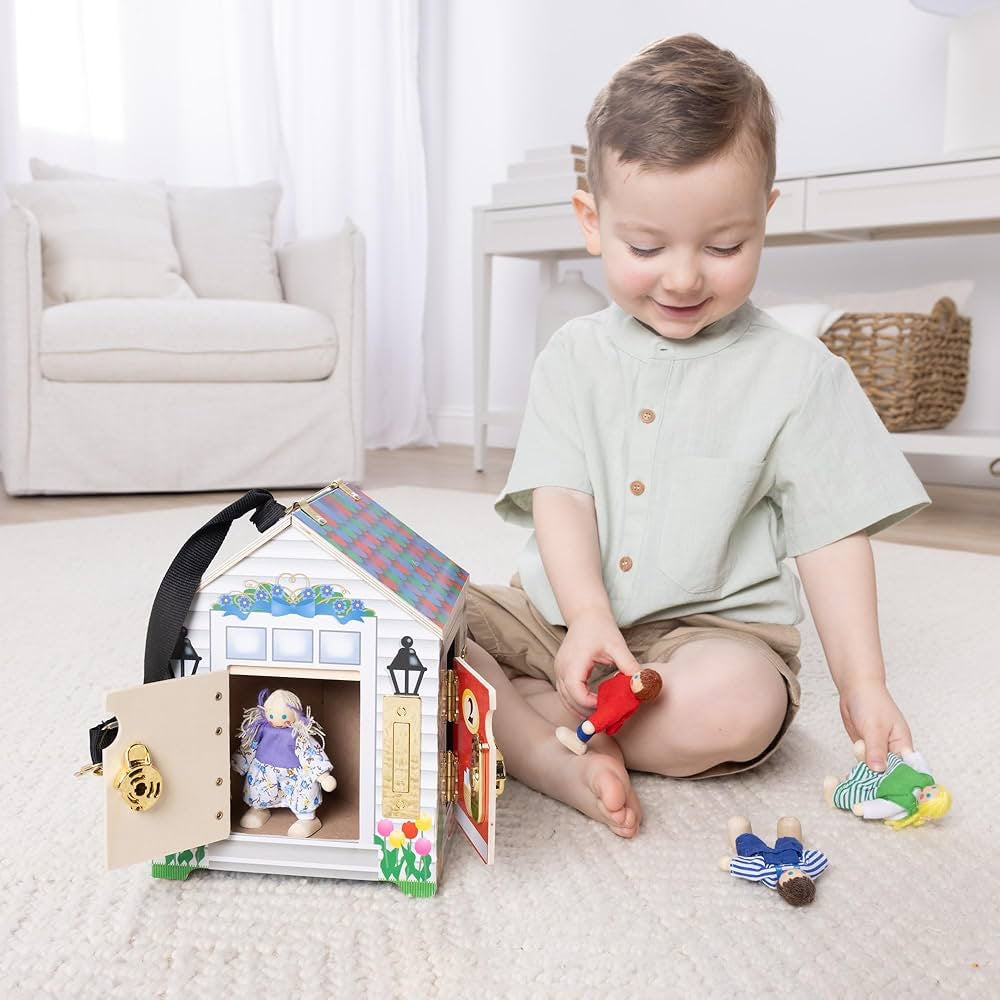 Melissa & Doug DOORBELL HOUSE