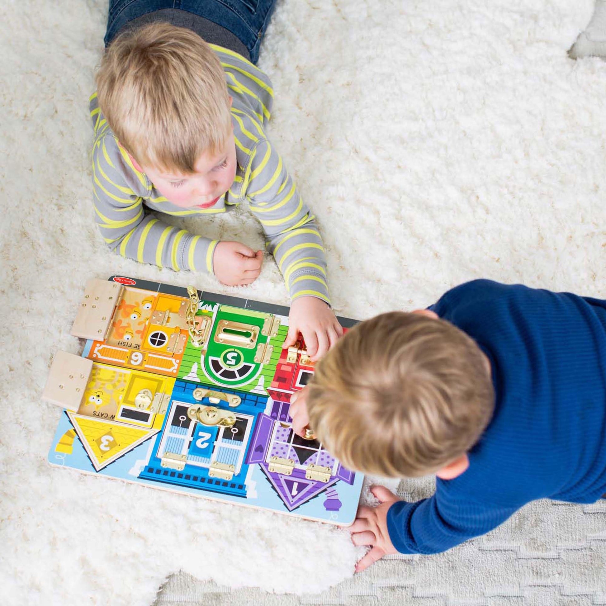 Melissa & Doug - Latches Board Melissa & Doug - Latches Board
