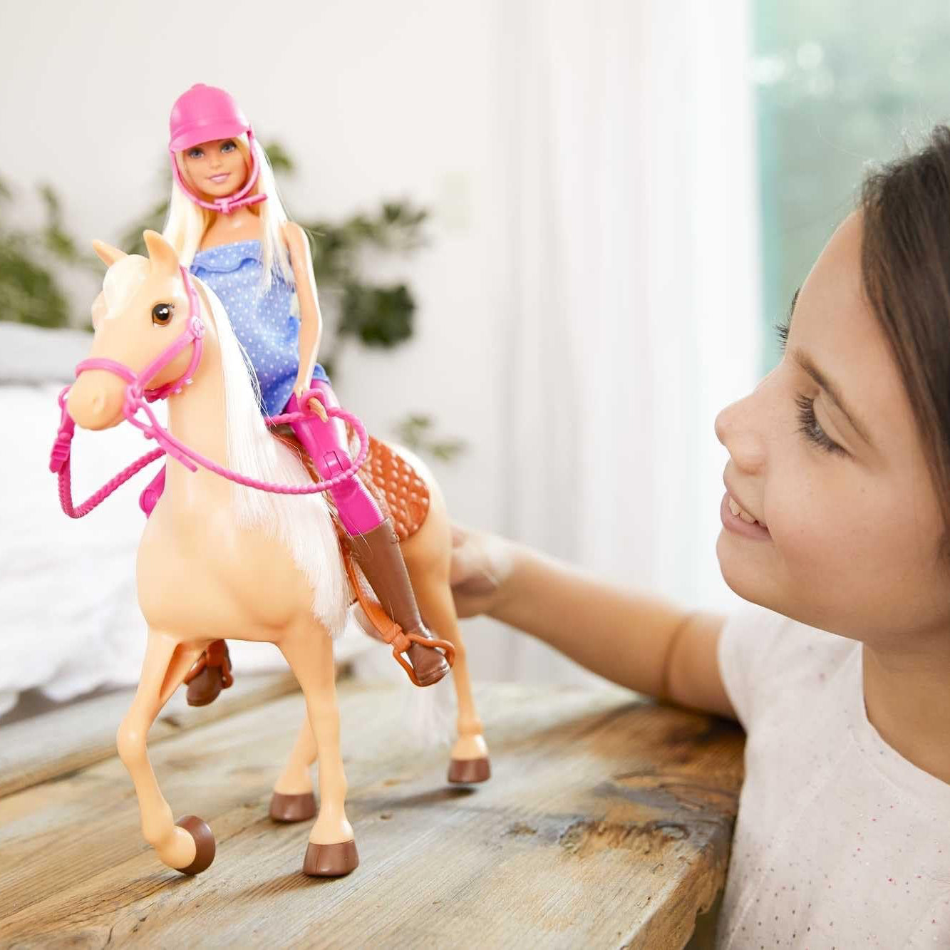 Barbie - Doll and Horse Playset