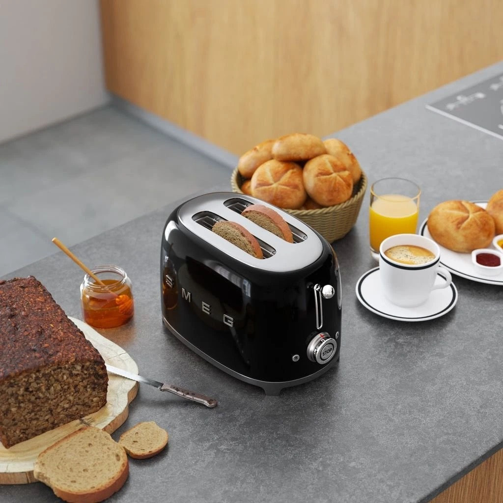 Smeg - Toaster | 2 Slots | 50's Style Aesthetic | Black