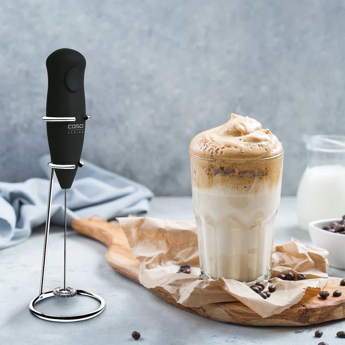 Caso - Milk Forther With Stand | Black Caso - Milk Forther With Stand | Black