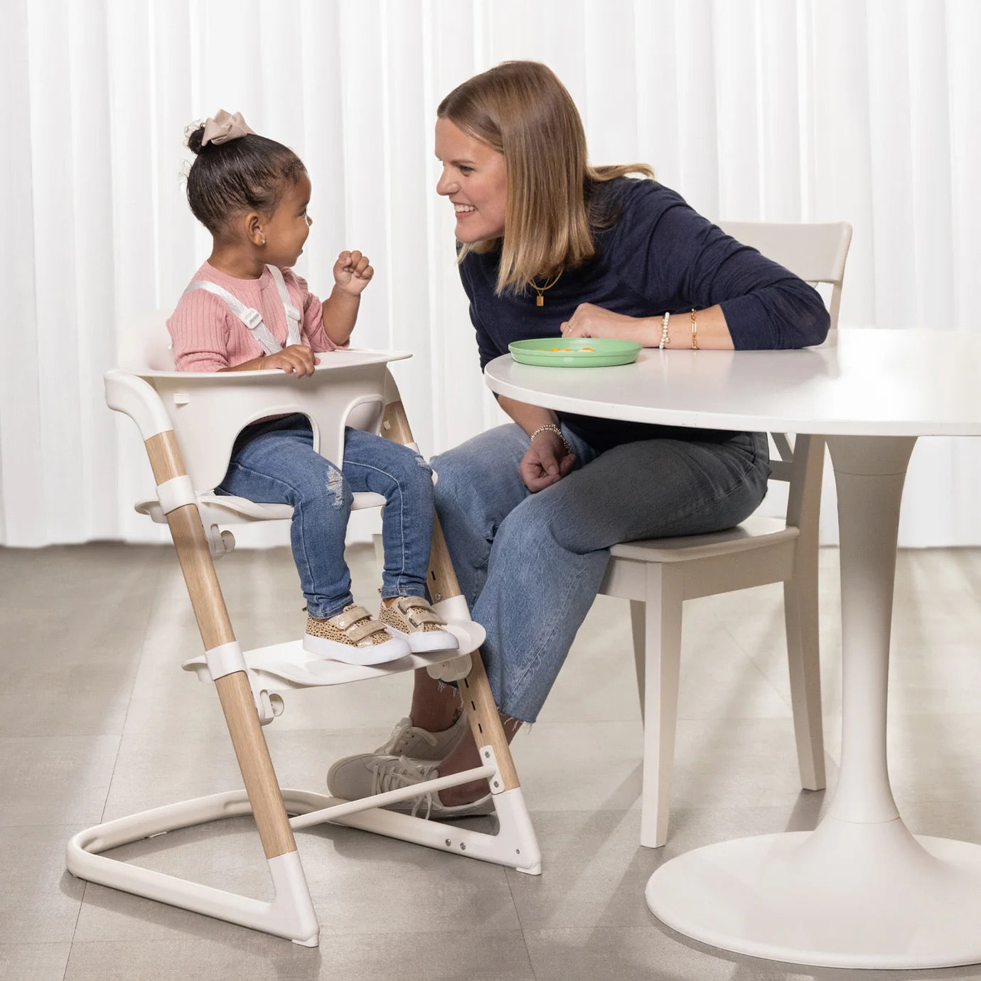 Evenflo - Bria Rightseat Multistage High Chair Evenflo - Bria Rightseat Multistage High Chair
