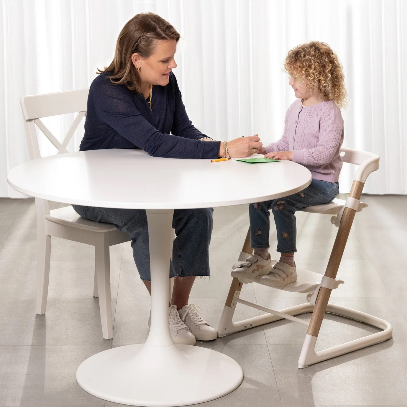 Evenflo - Bria Rightseat Multistage High Chair Evenflo - Bria Rightseat Multistage High Chair