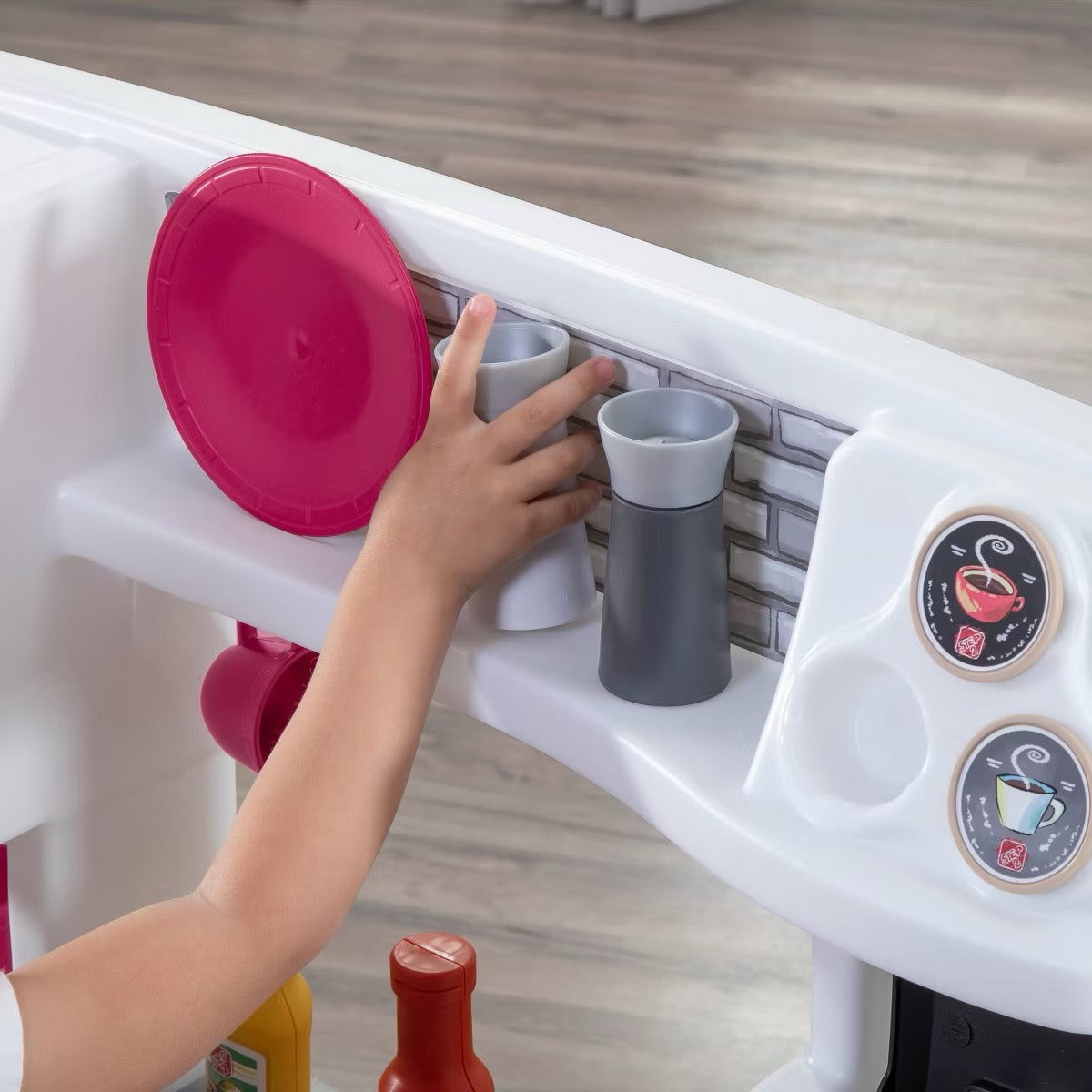 Step2 - Love To Entertain Kitchen | Pink Step2 - Love To Entertain Kitchen | Pink