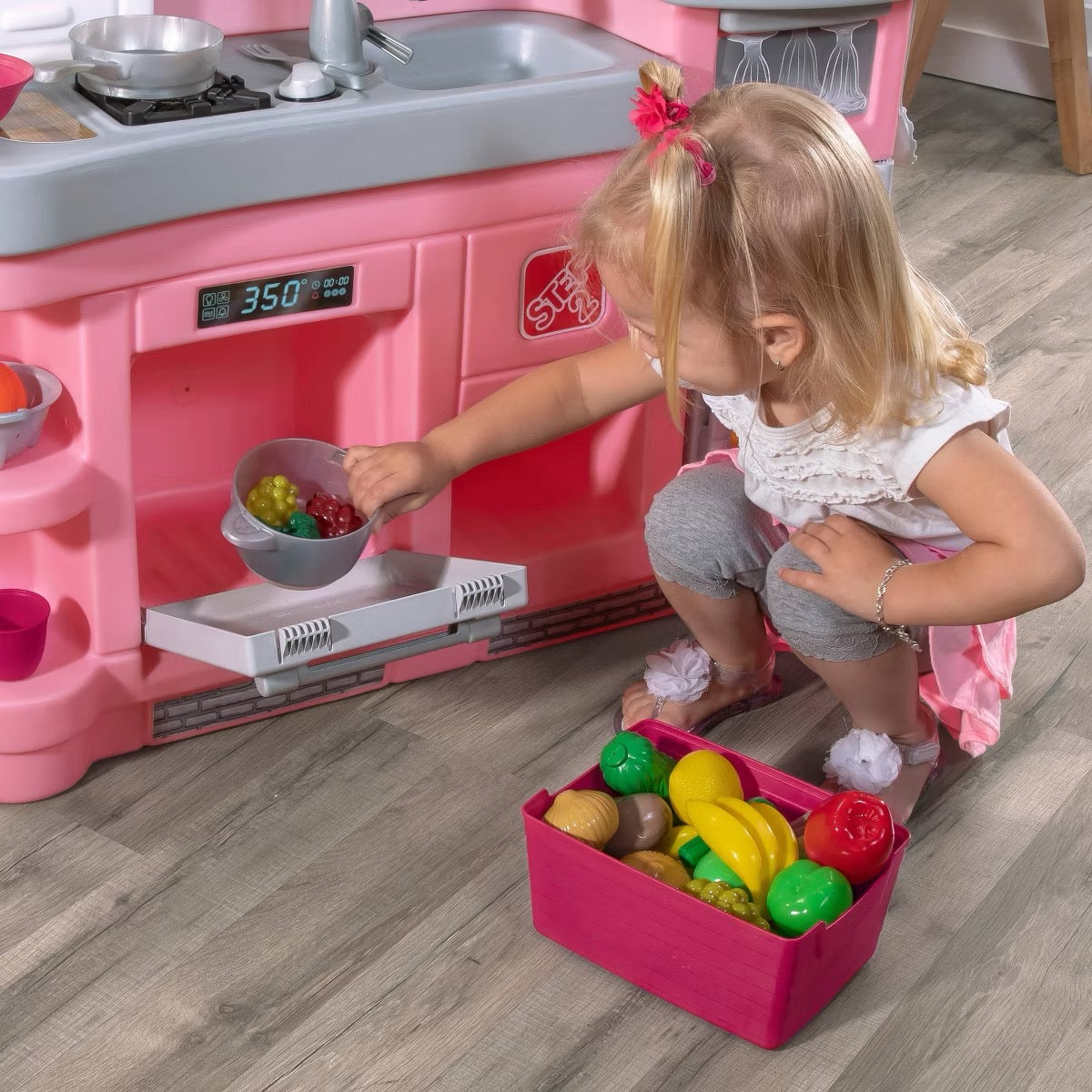 Step2 - Love To Entertain Kitchen | Pink Step2 - Love To Entertain Kitchen | Pink