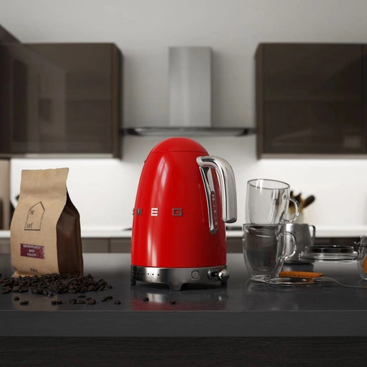 Smeg Variable Temperature Kettle 1.7L Red — BambiniJO Jordan