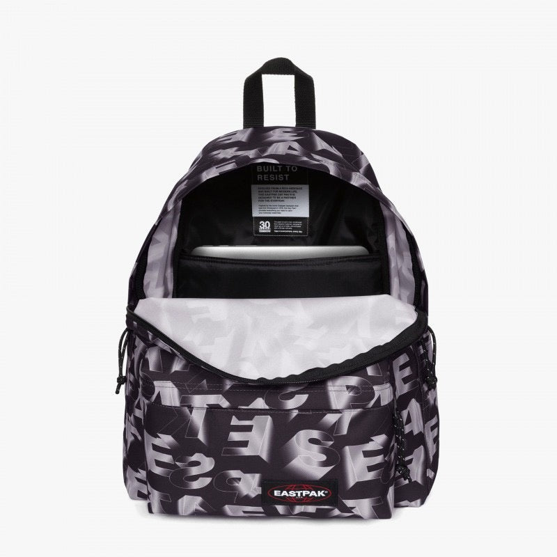 Eastpak - DAY PAK'R Backpack 24L | Block Type Eastpak - DAY PAK'R Backpack 24L | Block Type