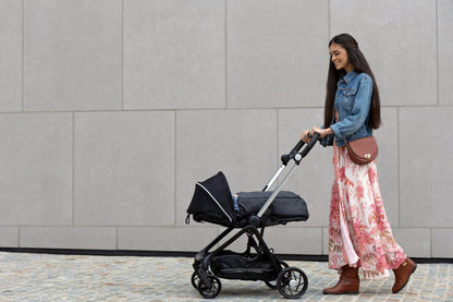 Chicco - One4Ever Snuggle Pod | Pirate Black