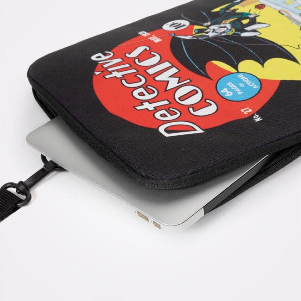 Eastpak - Blanket M | 15-inch Laptop Cover | Batman Eastpak - Blanket M | 15-inch Laptop Cover | Batman