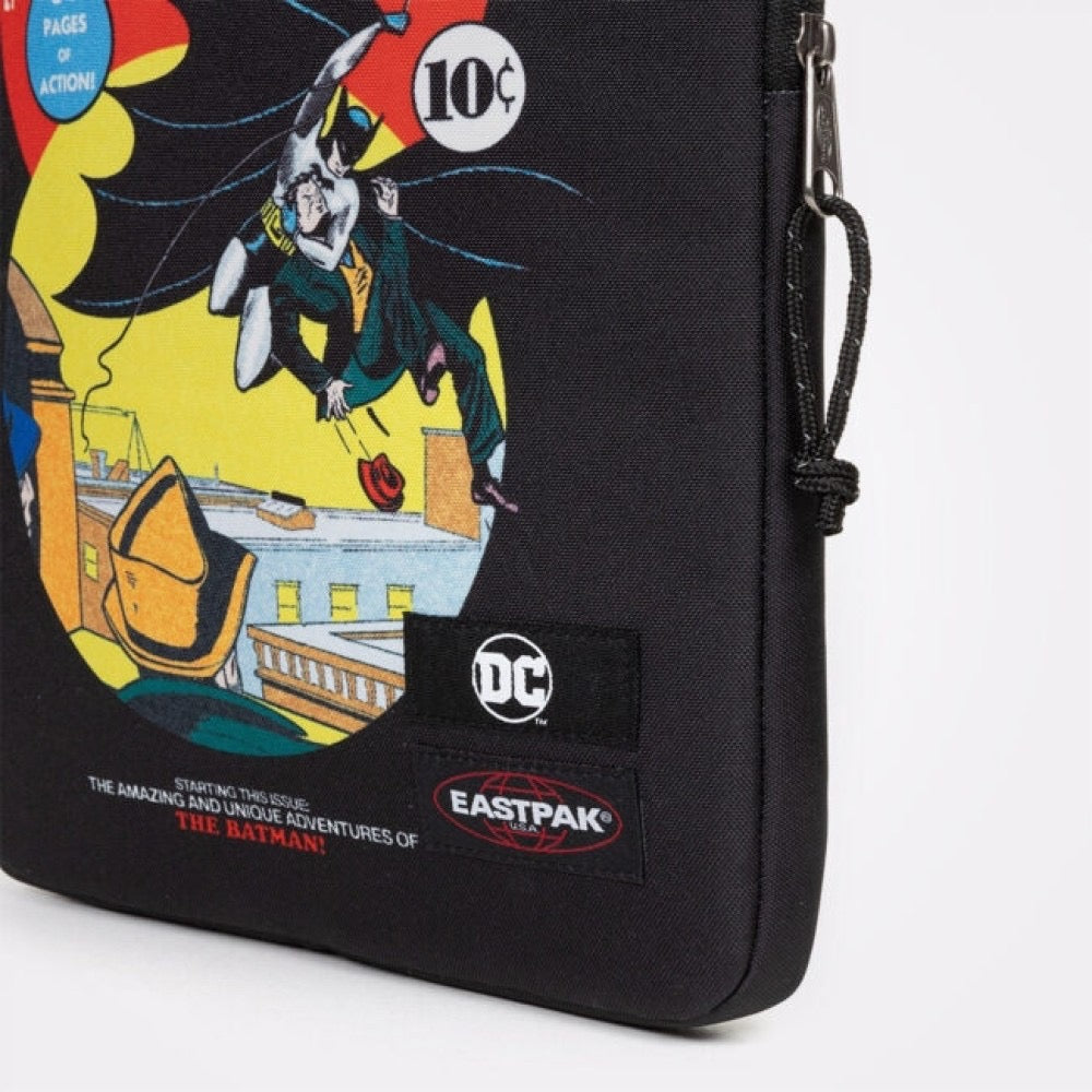 Eastpak - Blanket M | 15-inch Laptop Cover | Batman Eastpak - Blanket M | 15-inch Laptop Cover | Batman