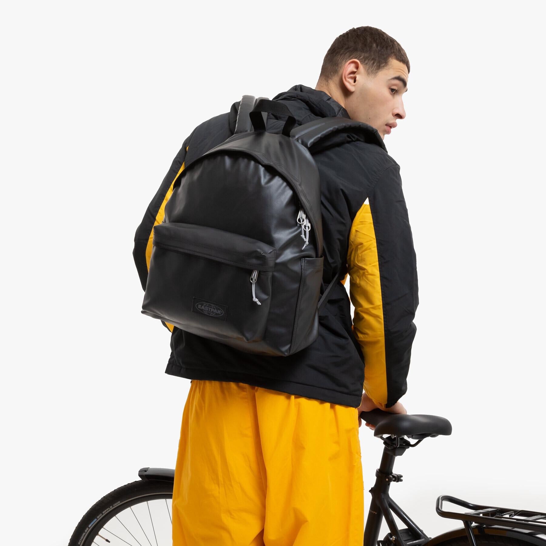 Eastpak - DAY PAK'R Backpack 24L | Tarp Black Eastpak - DAY PAK'R Backpack 24L | Tarp Black