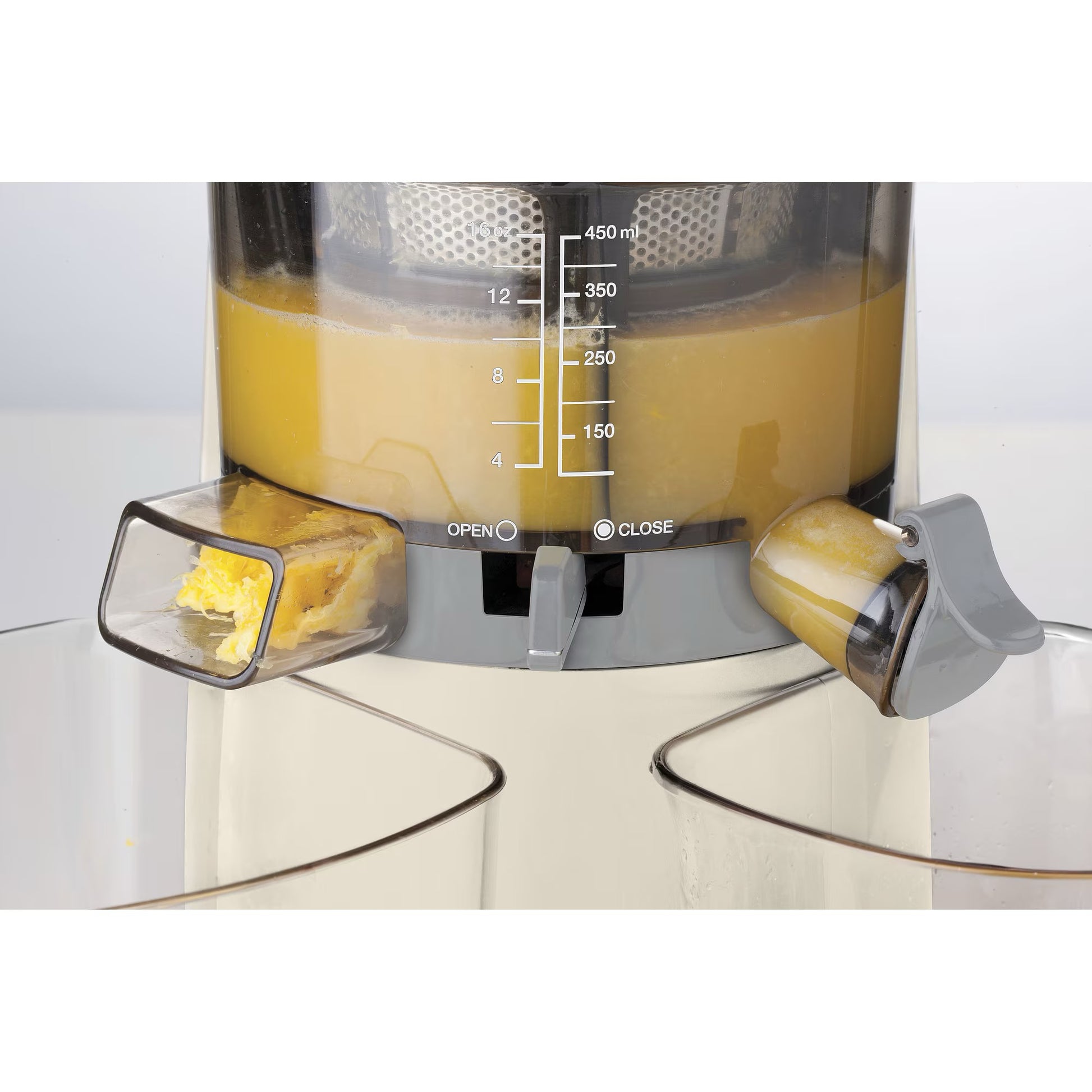 Smeg - Slow Juicer | 50's Style Aesthetic | Pastel Blue Smeg - Slow Juicer | 50's Style Aesthetic | Pastel Blue