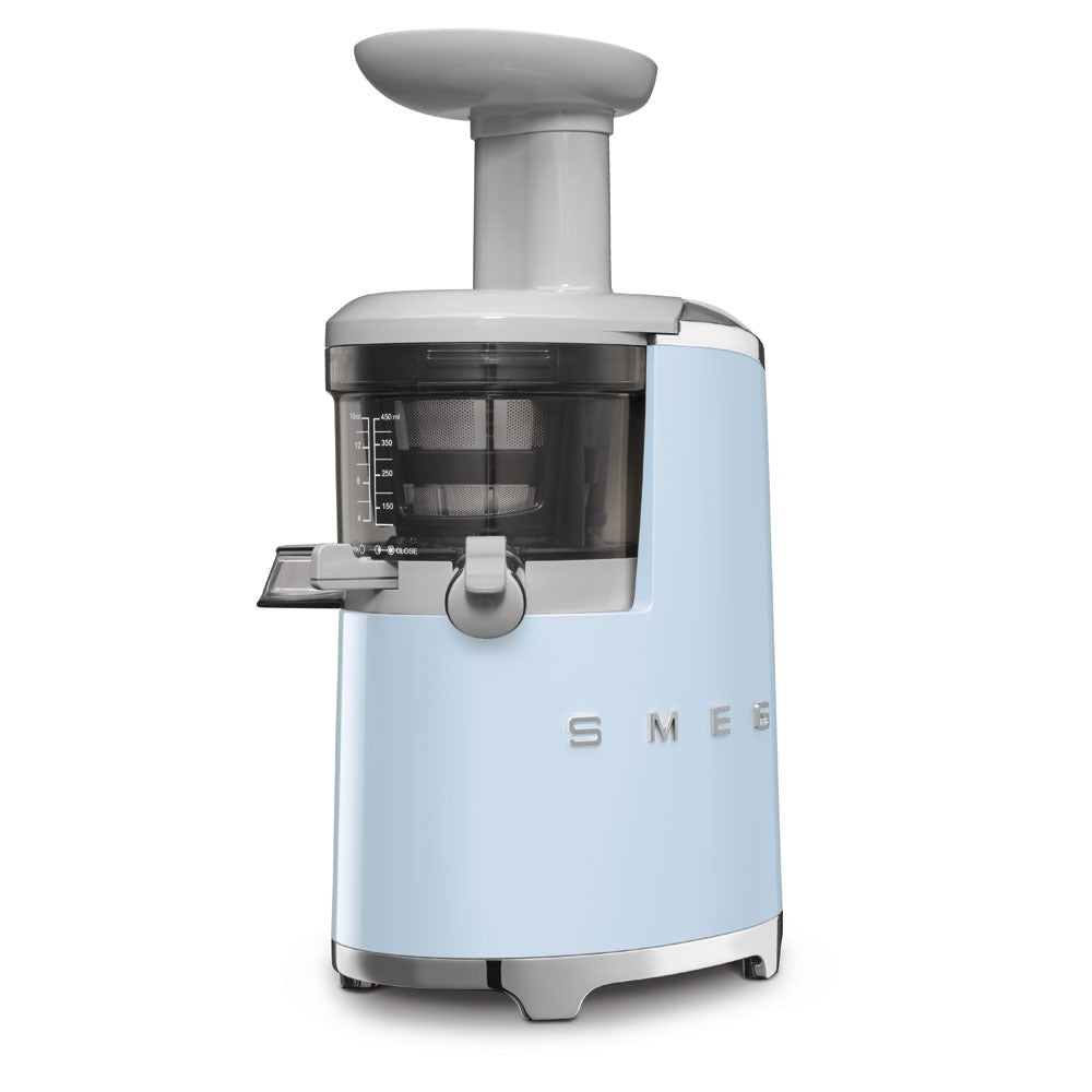 Smeg - Slow Juicer | 50's Style Aesthetic | Pastel Blue