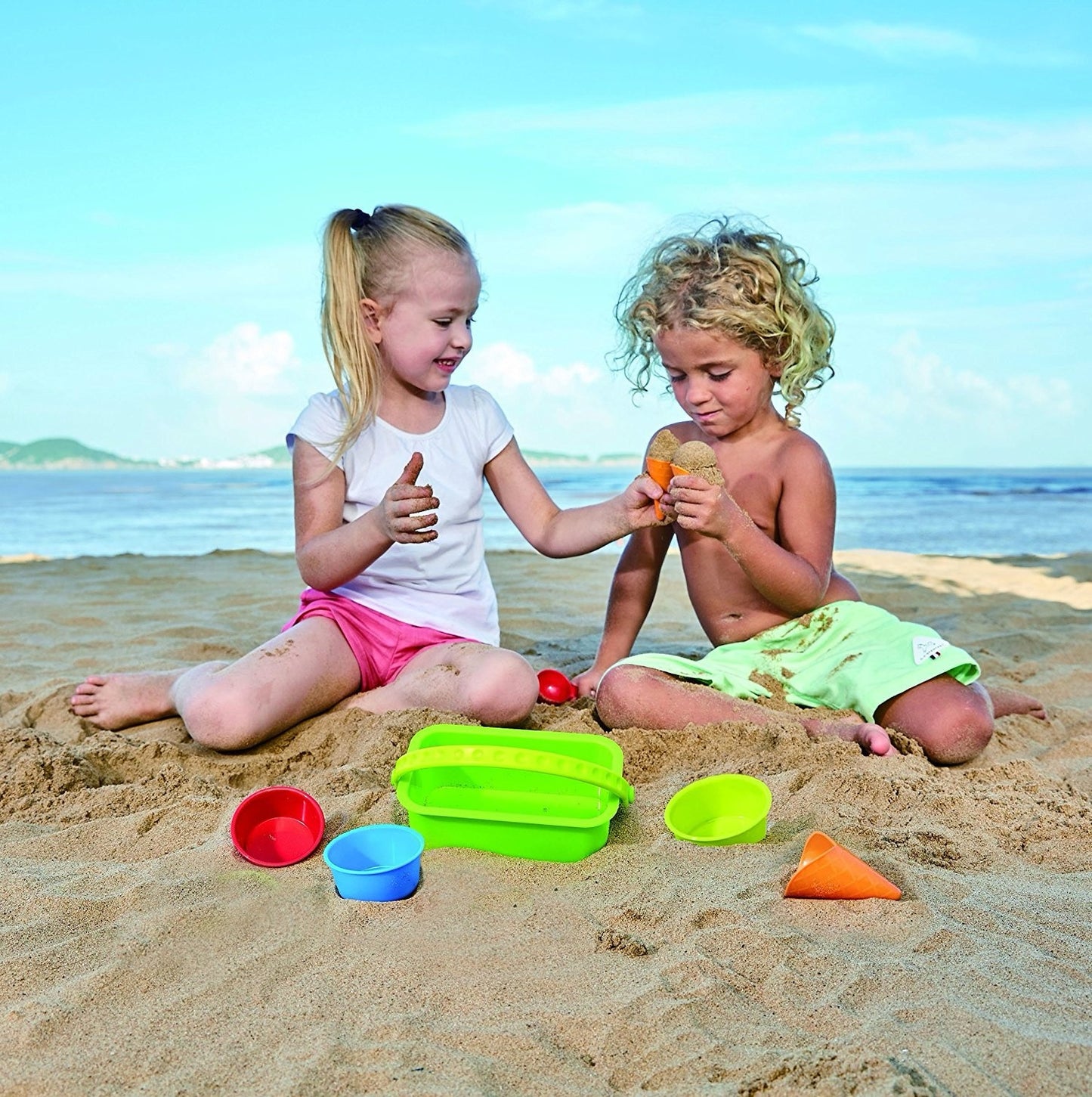 Hape - Ice Cream Shop | Sand Play Set for Toddlers