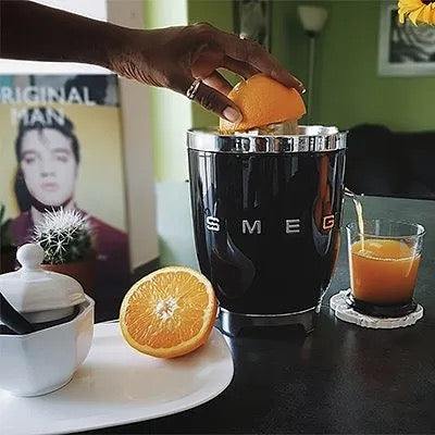 Smeg 50's Style Citrus Juicer White — BambiniJO Jordan