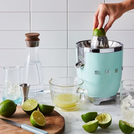 Smeg 50's Style Citrus Juicer Pastel Green — BambiniJO Jordan