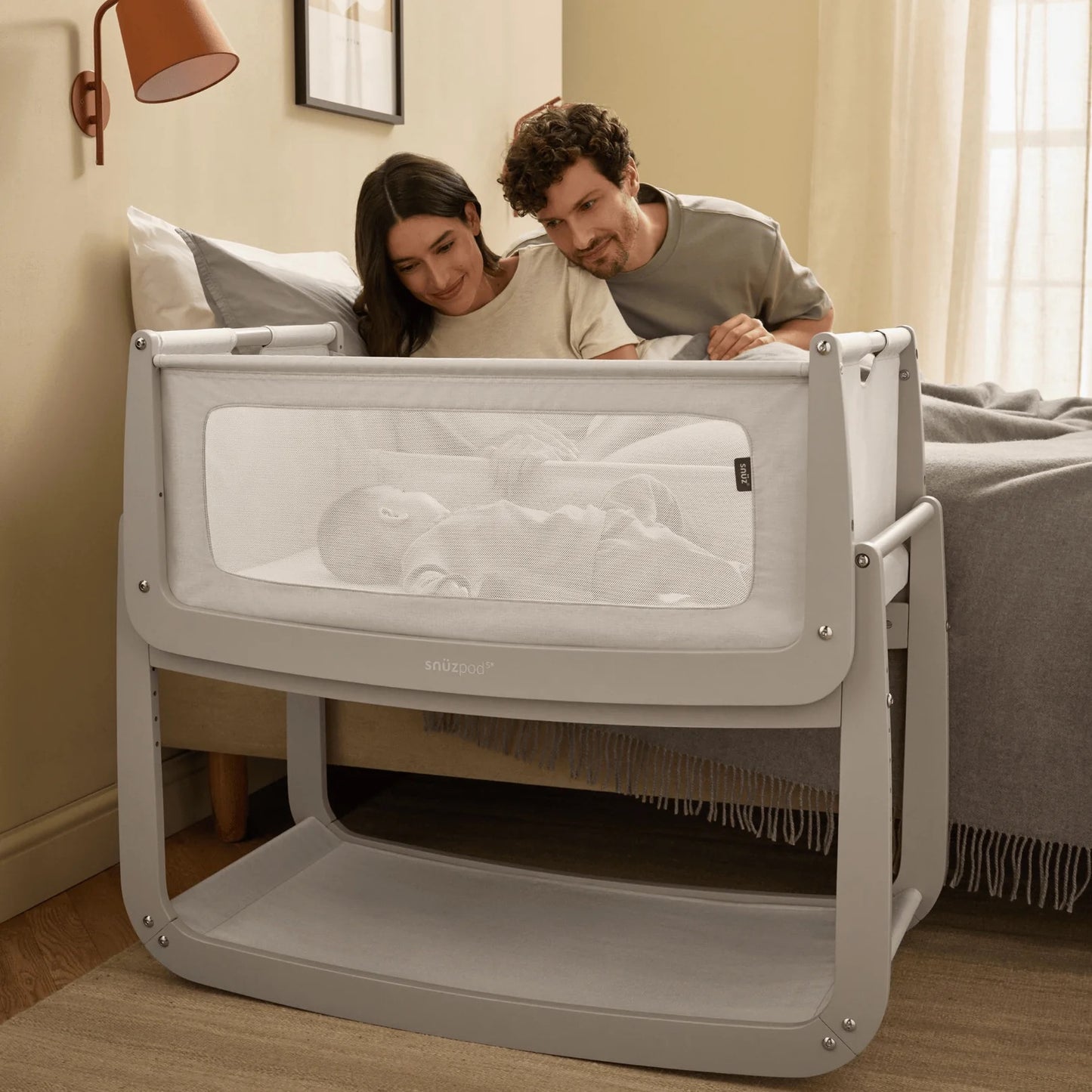 Snuz - SnuzPod5 Bedside Crib | Pebble