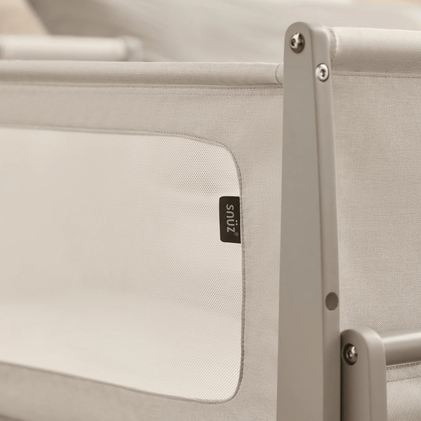Snuz - SnuzPod5 Bedside Crib | Pebble