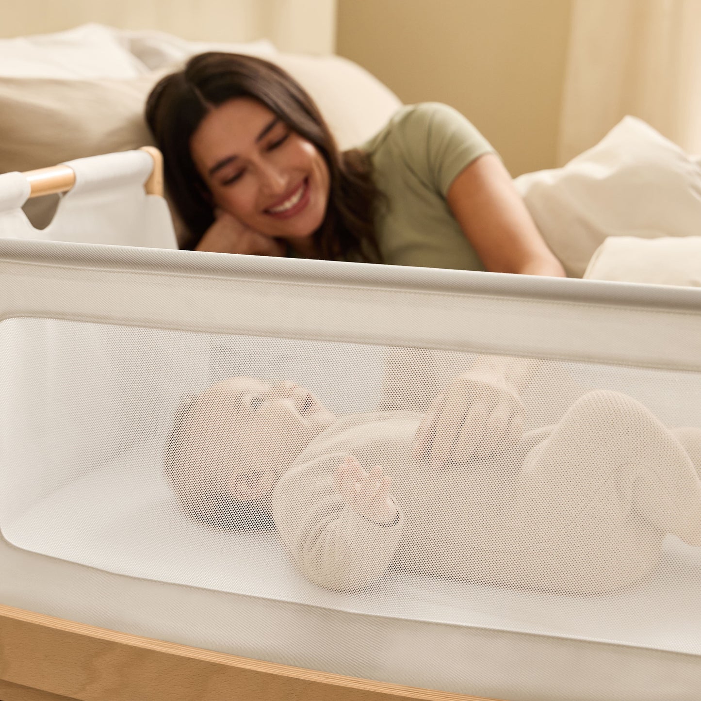 Snuz - SnuzPod5 Bedside Crib | Natural