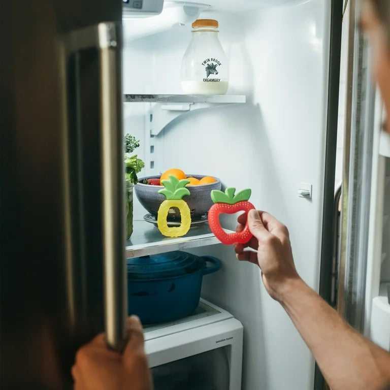 Dr. Brown's - AquaCool Water-Filled Teether | Apple | 3m+