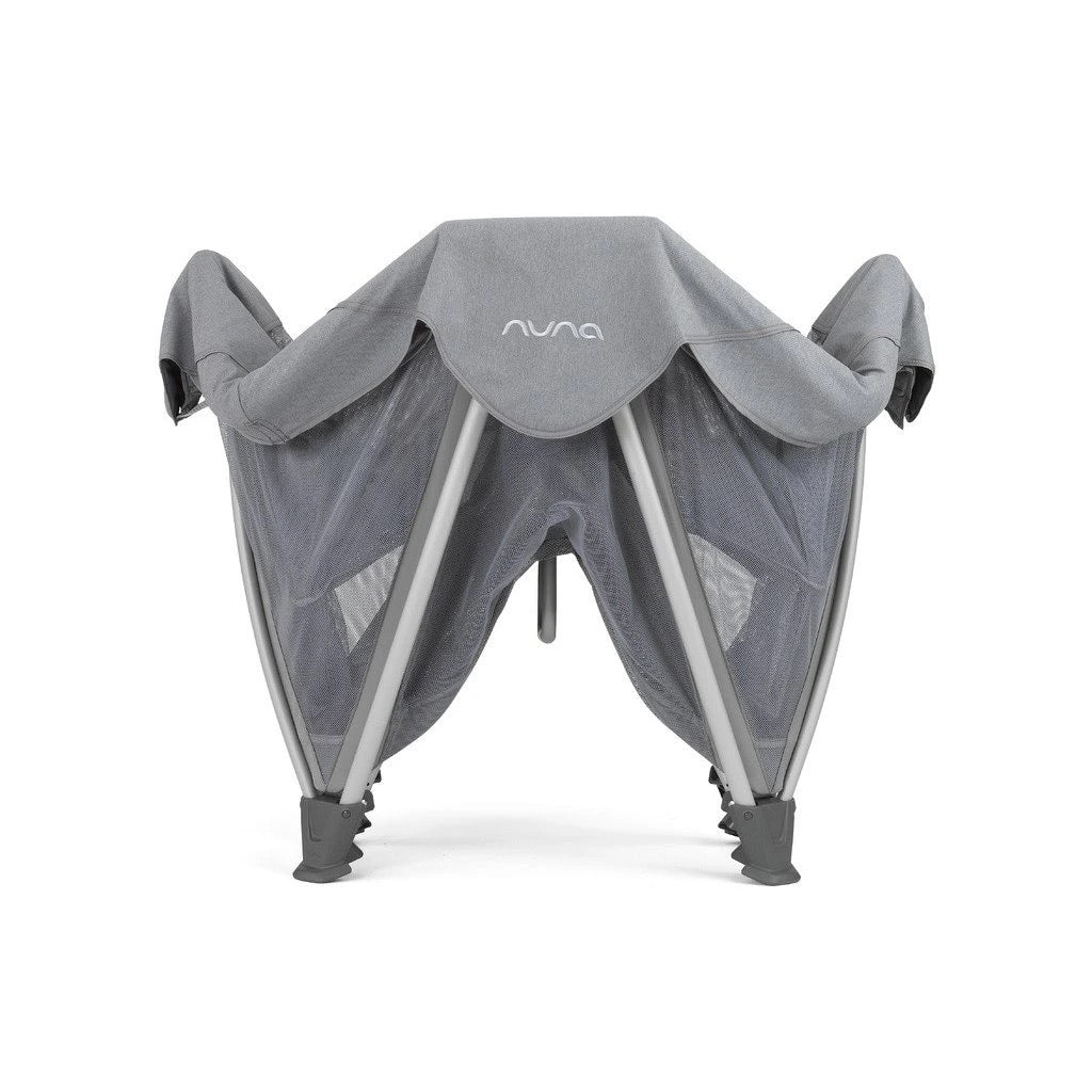 Nuna - SENA™ aire play yard with zip-off bassinet | Frost