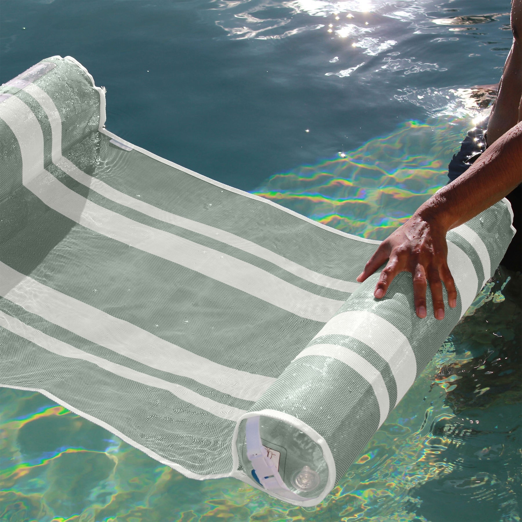 SUNNYLiFE - Mesh Hammock Float | Seagrass Stripe SUNNYLiFE - Mesh Hammock Float | Seagrass Stripe