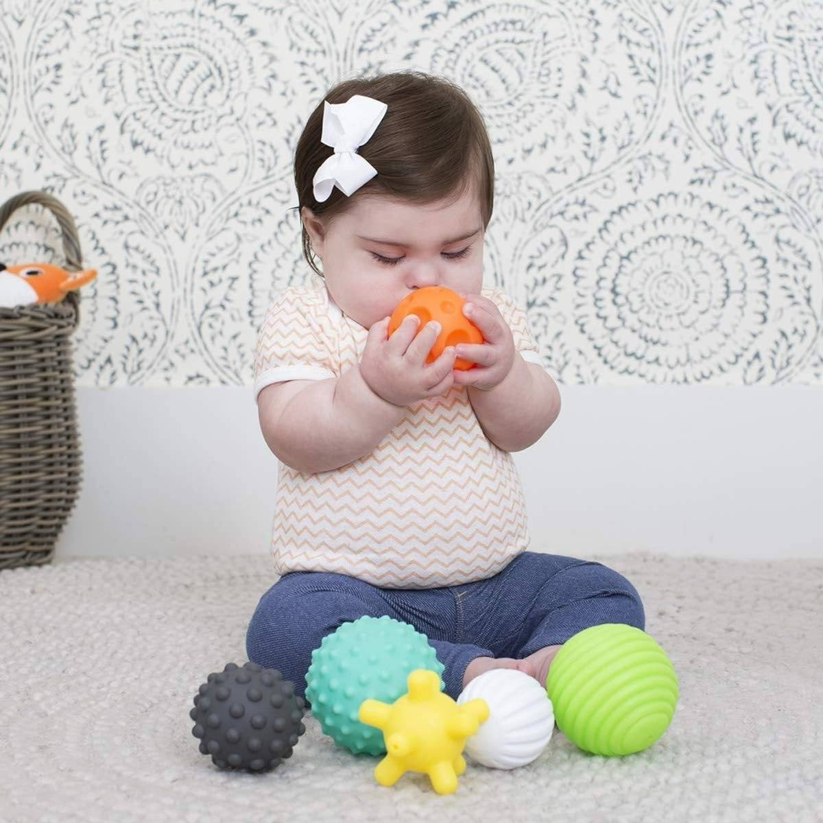 Infantino - Textured Muliti Ball Set | 6m+ Infantino - Textured Muliti Ball Set | 6m+