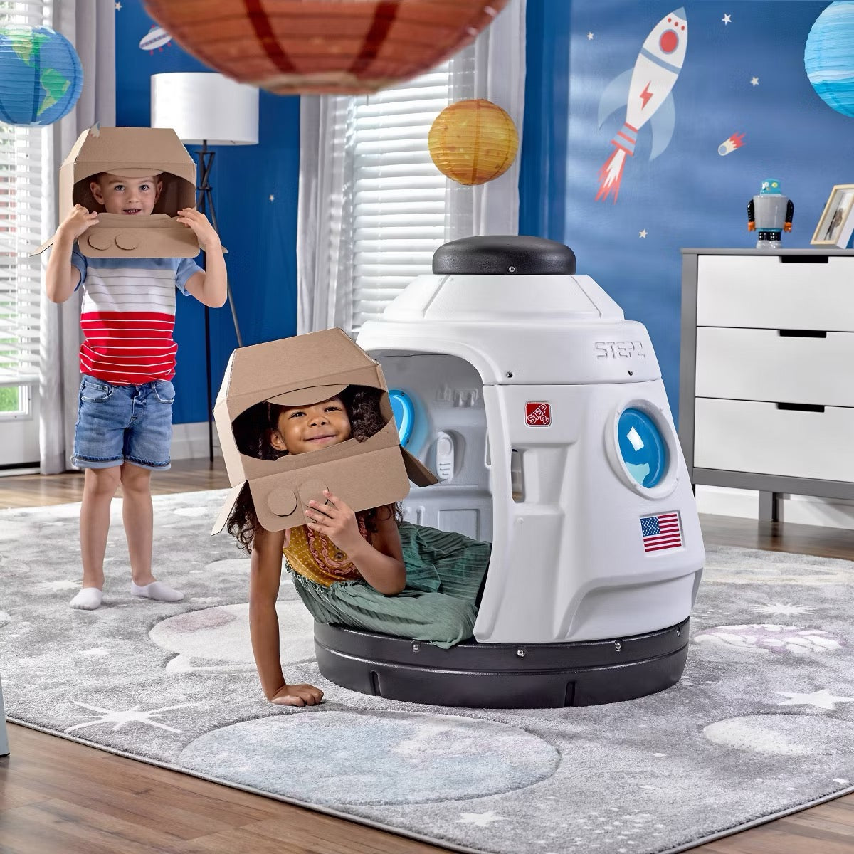 Step2 - Space Capsule Swing Step2 - Space Capsule Swing