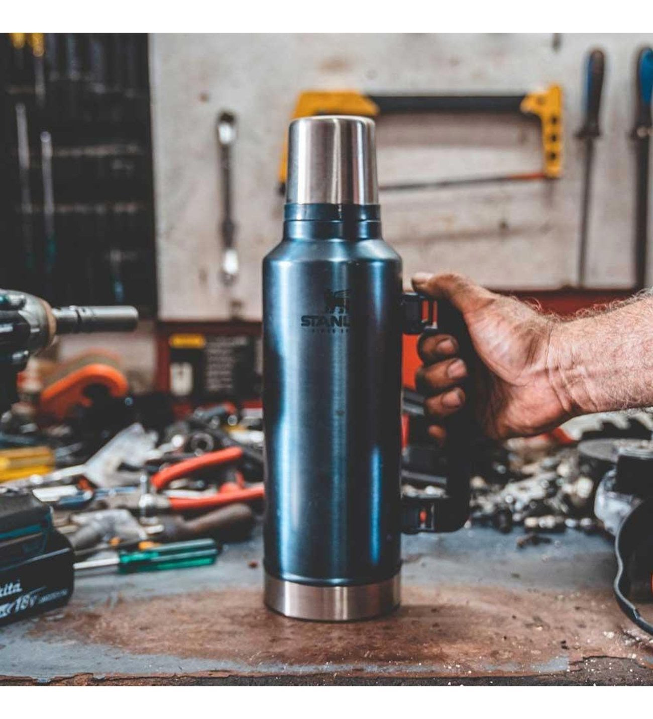 Stanley - The Legendary Classic Bottle | NIGHTFALL | 1.9L Stanley - The Legendary Classic Bottle | NIGHTFALL | 1.9L