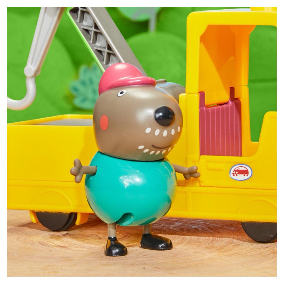 Peppa Pig - Granddad Dog's Tow Truck