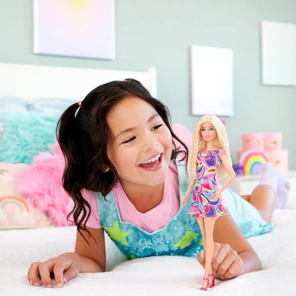 Barbie - Fashionistas Doll | Blonde Wavy Hair