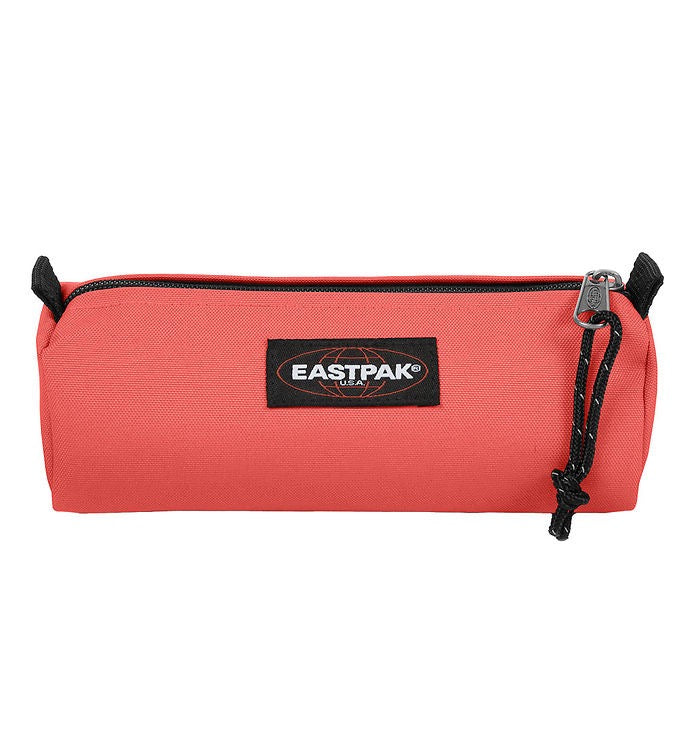 Eastpak - Benchmark Single Case Eastpak - Benchmark Single Case
