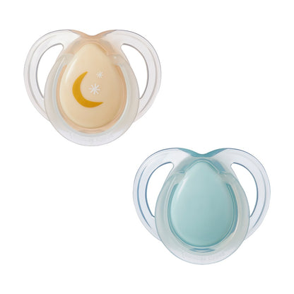 Tommee Tippee Night Time Soother | 0-6m | Glow in the Dark | 2 Soothers Blue