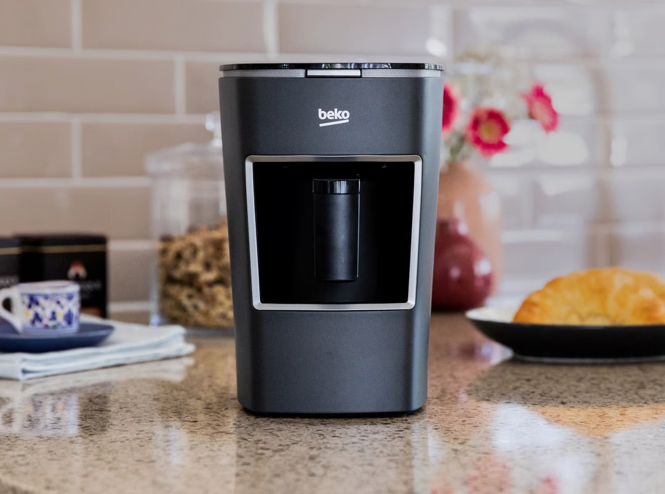 beko - Single Turkish Coffee Maker | Black beko - Single Turkish Coffee Maker | Black