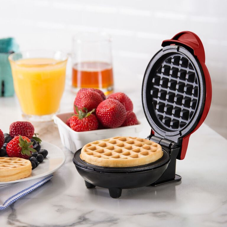Dash - Waffle Maker | Red