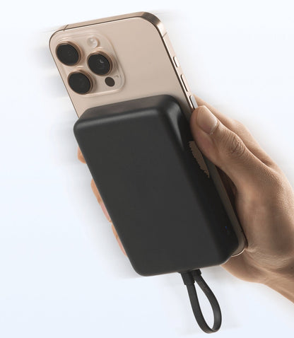 Xiaomi - 33W Magnetic Power Bank 10000mAh Integrated Cable