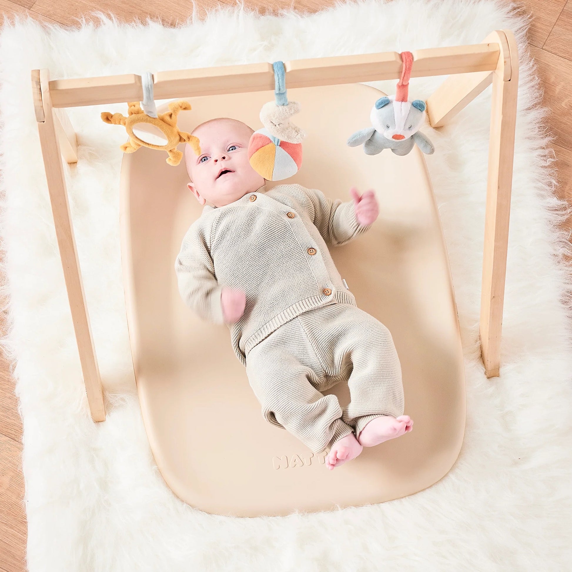 Nattou - SOFTY Wipeable Changing Pad | Beige Nattou - SOFTY Wipeable Changing Pad | Beige